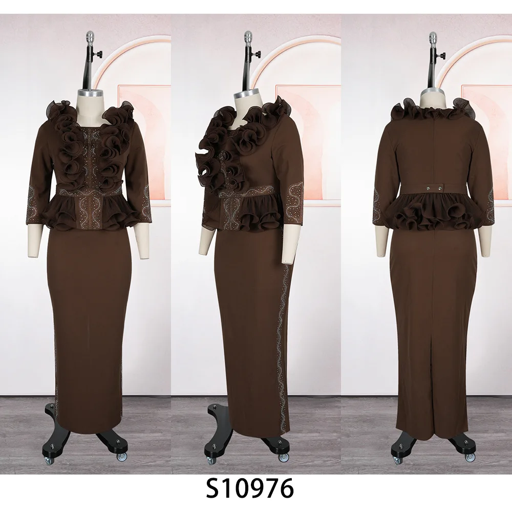 Robe de soirée grande taille S10976 – Élégante, strass & volants, coupe maxi