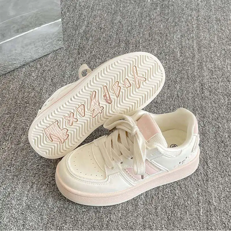 Chaussures de sport femme tendance – Légères, respirantes, toutes saisons
